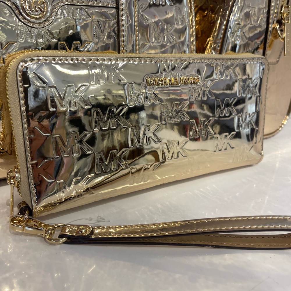 MICHAEL KORS Jet Set Lg Metallic Logo Debossed Continental Wallet Wristlet Phone - Picture 13 of 16